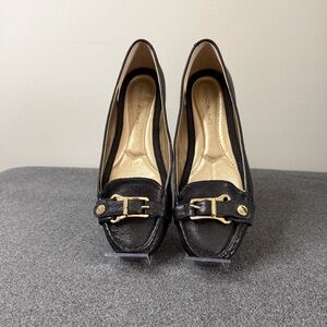 Bandolino Flats Black Leather Size 6 1/2 M